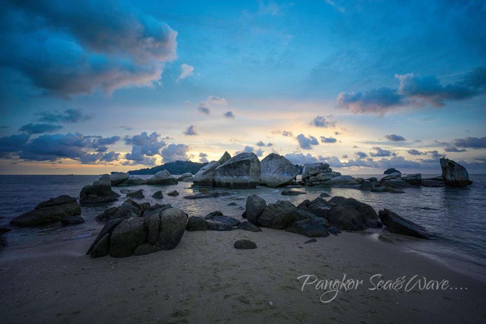 Sea & Wave #1 Coral Bay Apartment Pekan Pangkor Esterno foto